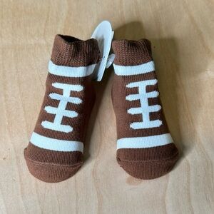 NWT Mud Pie Newborn Baby-Boys Football Socks, Brown/White Size 0-12 Months